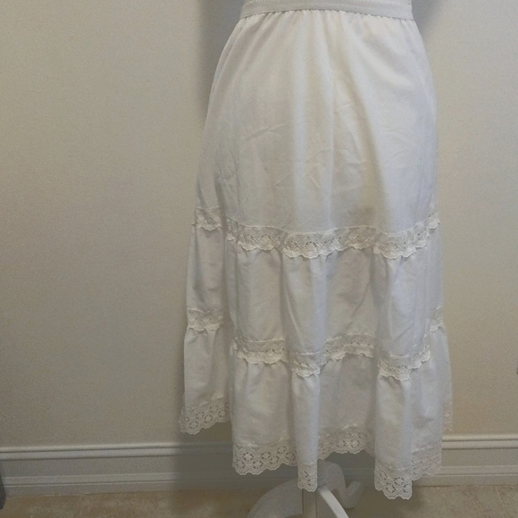 Vintage slip or skirt extender